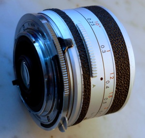 Tamron 28mm f/2.8 depth of field preview switch